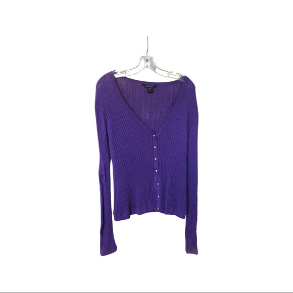 Pink Tartan Cardigan in purple with silver buttons. - Picture 1 of 3